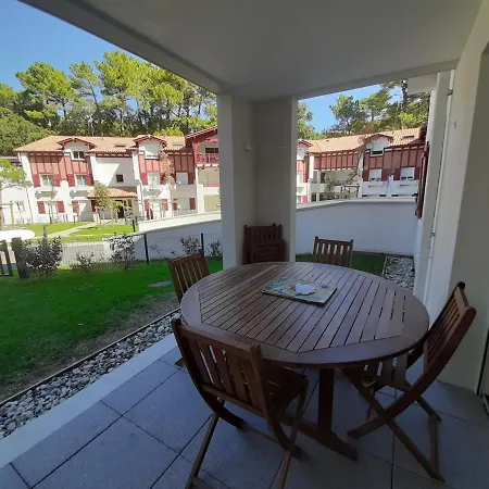 アパート De Standing Avec Jardin Privatif, Proche Du Et Du Centre, Parking Inclus - Fr-1-239-583